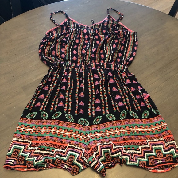 Bundle Two Rompers - Size Medium - Picture 9 of 9